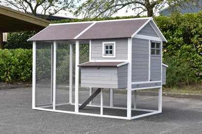 Royal Chicken Coop